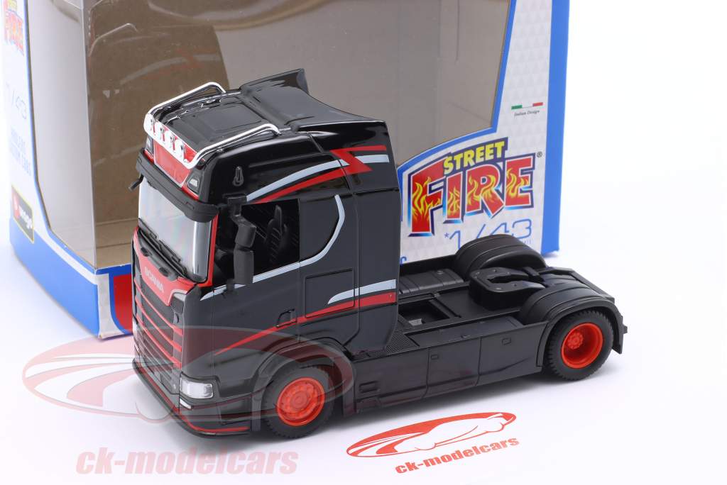 Scania S730 Highline Cab SZM черный с декор 1:43 Bburago