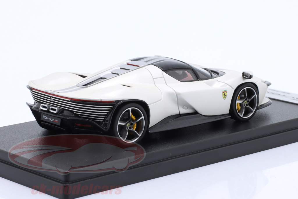 Ferrari Daytona SP3 Byggeår 2021 perlehvid 1:43 LookSmart