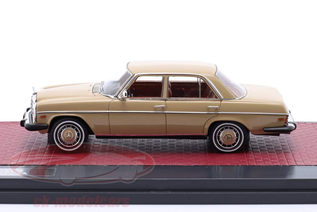 Mercedes-Benz 300D (W115) US version 1974 beige 1:43 Matrix