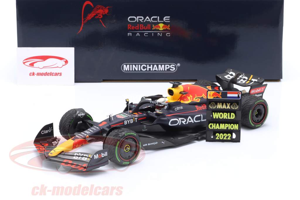 M Verstappen Red Bull RB18 #1 ganhador Japão GP Fórmula 1 Campeão mundial 2022 1:18 Minichamps