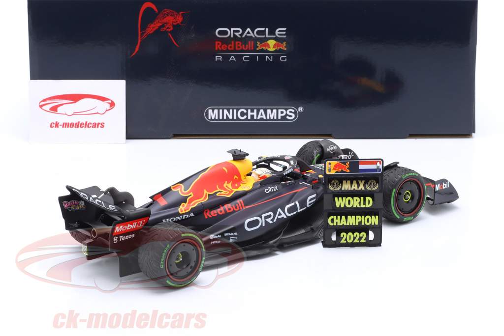 M Verstappen Red Bull RB18 #1 ganhador Japão GP Fórmula 1 Campeão mundial 2022 1:18 Minichamps