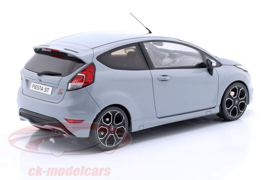 Ford Fiesta ST200 Año de construcción 2016 Gris 1:18 OttOmobile