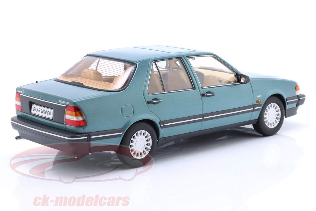 Saab 9000 CD Turbo Année de construction 1990 vert métallique 1:18 Triple9