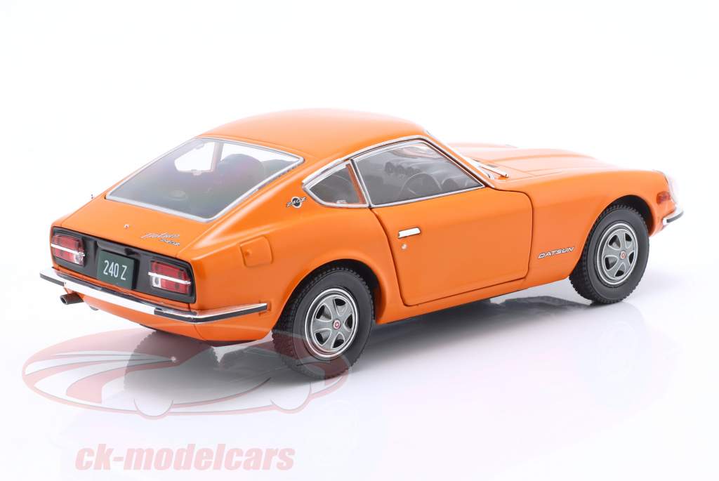 Datsun 240Z Baujahr 1969 orange 1:24 WhiteBox