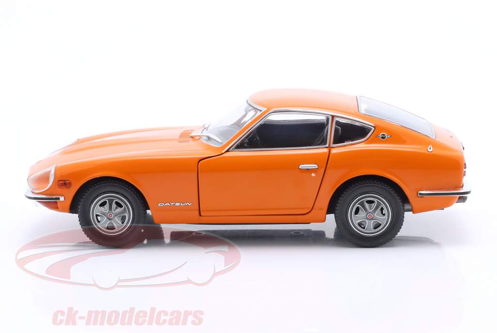 Datsun 240Z Baujahr 1969 orange 1:24 WhiteBox