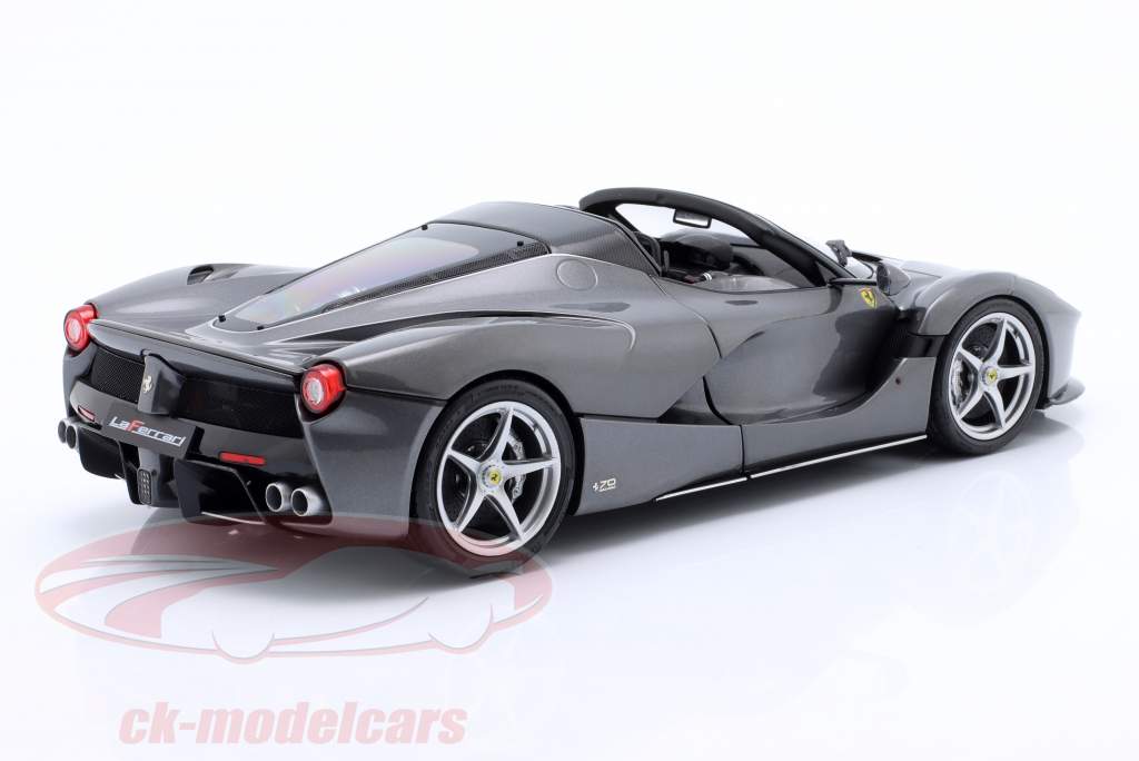 Ferrari LaFerrari Aperta Год постройки 2016 Серый 1:18 BBR