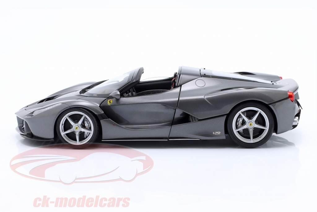 Ferrari LaFerrari Aperta Год постройки 2016 Серый 1:18 BBR