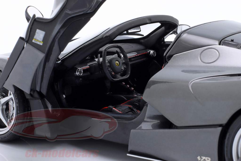 Ferrari LaFerrari Aperta Ano de construção 2016 Cinza 1:18 BBR