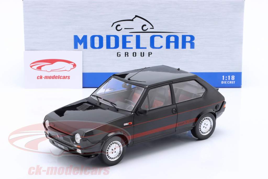 Fiat Ritmo TC 125 Abarth Byggeår 1980 sort 1:18 ModelCar Group
