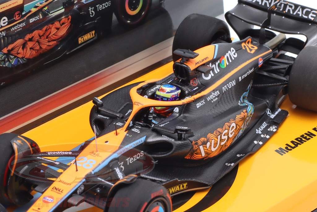 Oscar Piastri McLaren MCL36 #28 Abu Dhabi Test formule 1 2022 1:43 Minichamps