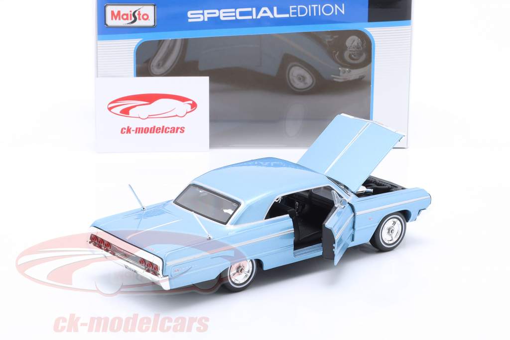 Chevrolet Impala SS Année de construction 1964 Bleu clair 1:24 Maisto