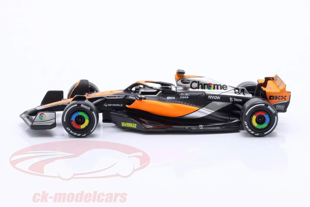 Oscar Piastri McLaren MCL60 #81 Британский GP формула 1 2023 1:43 Bburago