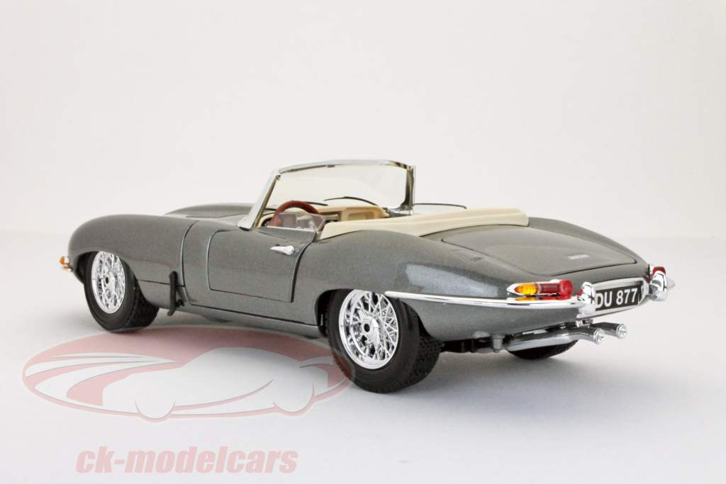 ジャガーE-タイプコンバーチブルイヤー1961グレーメタリック1時18モデルBburago