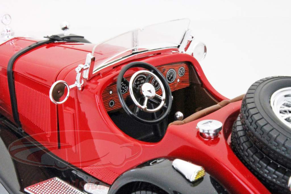 Bburago 1:18 メルセデスベンツSSK 1928年赤モデル 18-12045