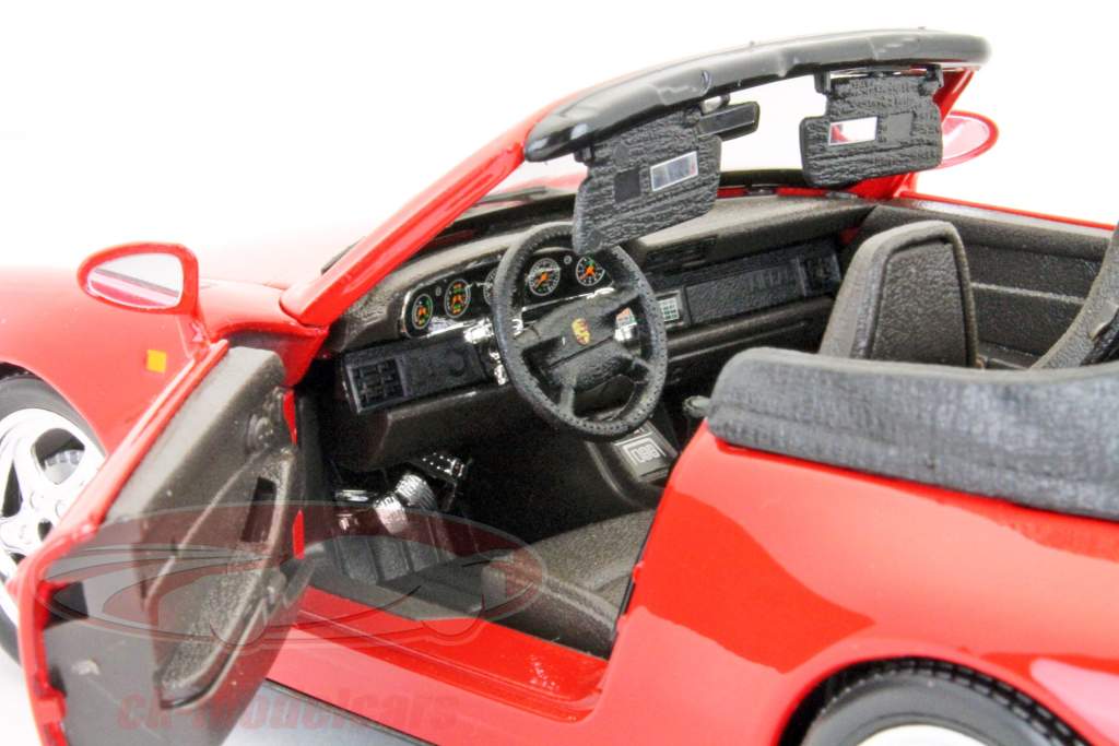 Burago ポルシェ911 カレラカブリオレ1994 Bburago 1:18 ポルシェ911カレラカブリオレ年1994赤完成モデル