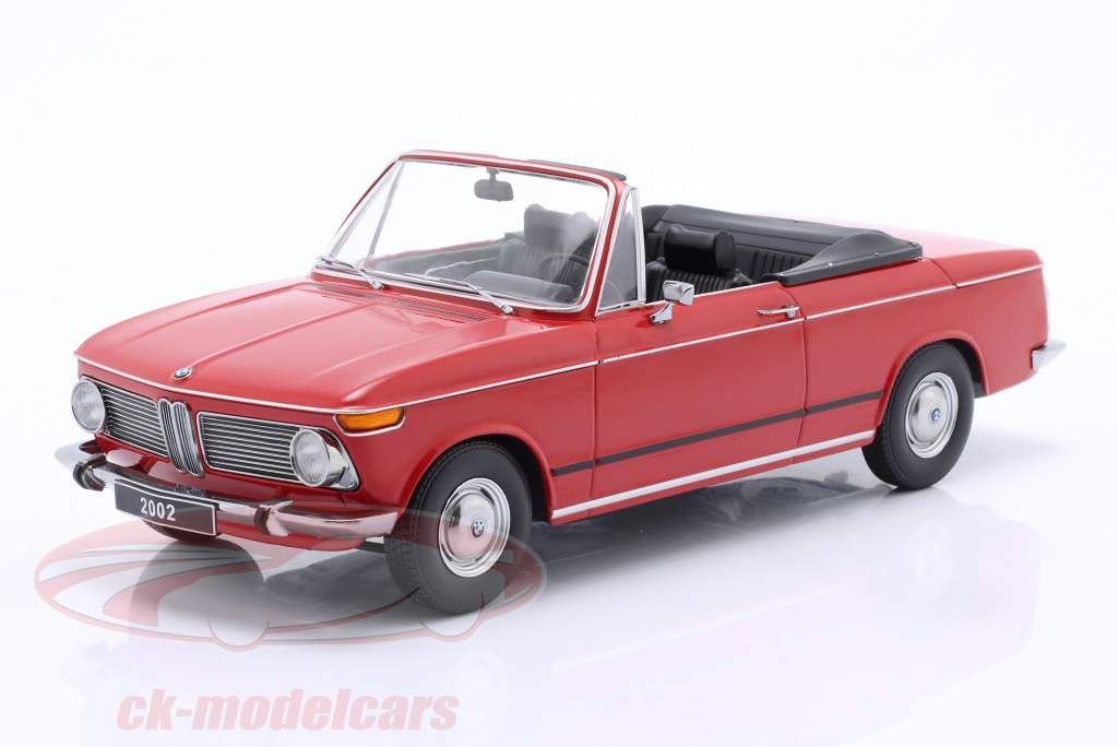 BMW 2002 敞篷车 建设年份 1971 红色的 1:18 KK-Scale
