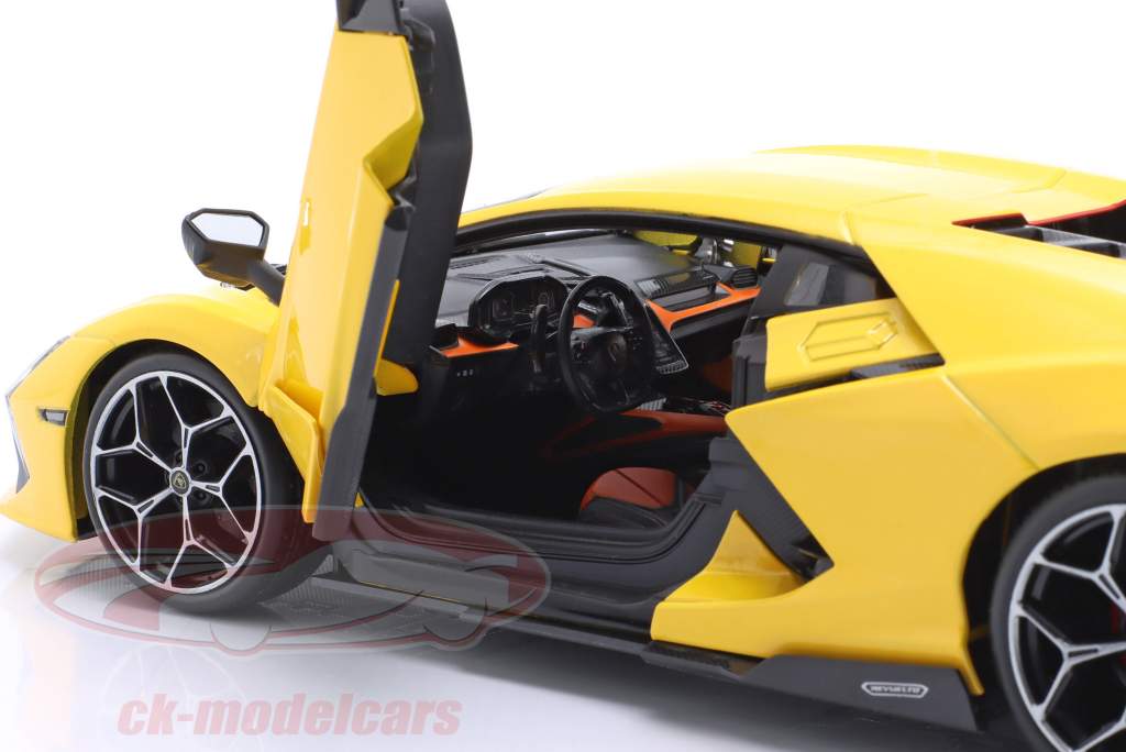 Lamborghini Revuelto Hybrid year 2023 yellow 1:18 Maisto