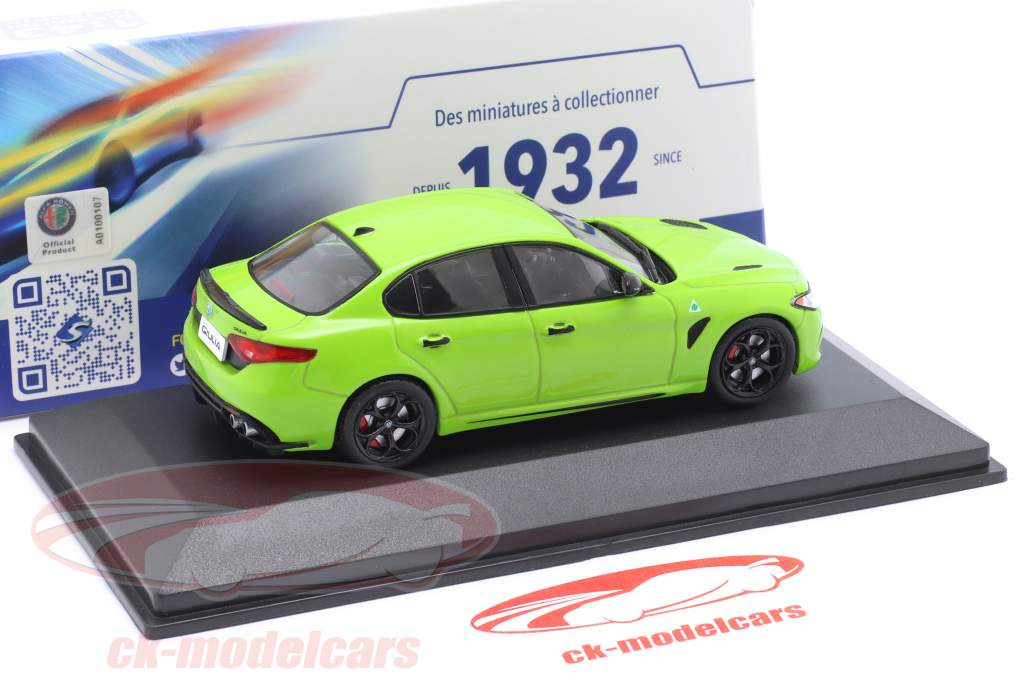 Alfa Romeo Giulia Quadrifoglio Bouwjaar 2019 zuur groente 1:43 Solido