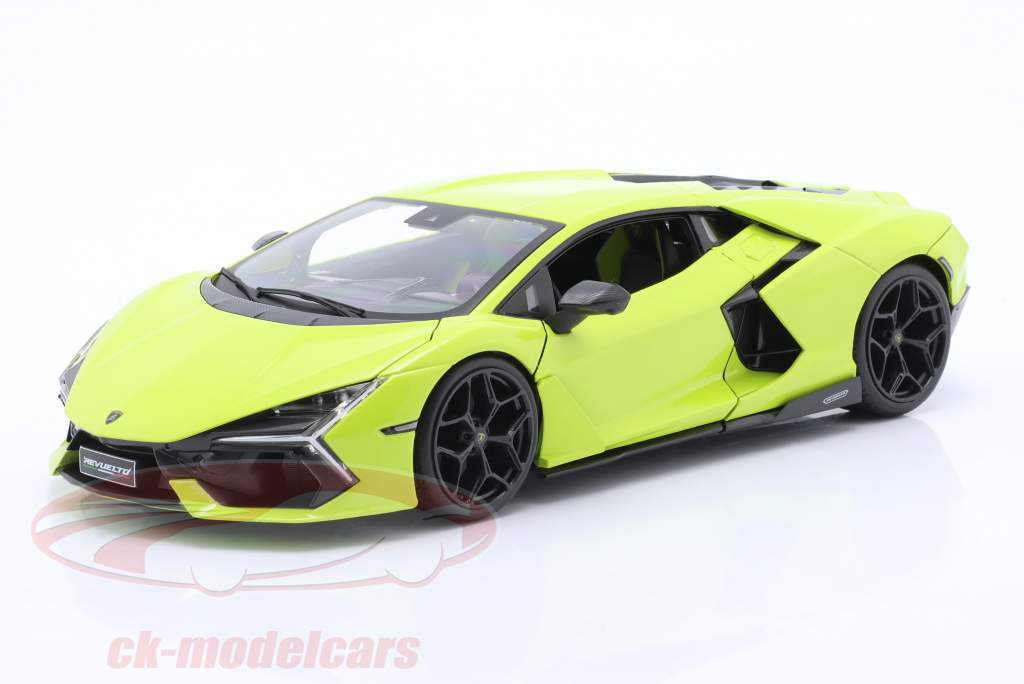 Lamborghini Revuelto Hybrid year 2023 green 1:18 Maisto