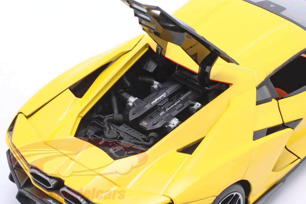 Lamborghini Revuelto Hybrid Baujahr 2023 gelb 1:18 Maisto