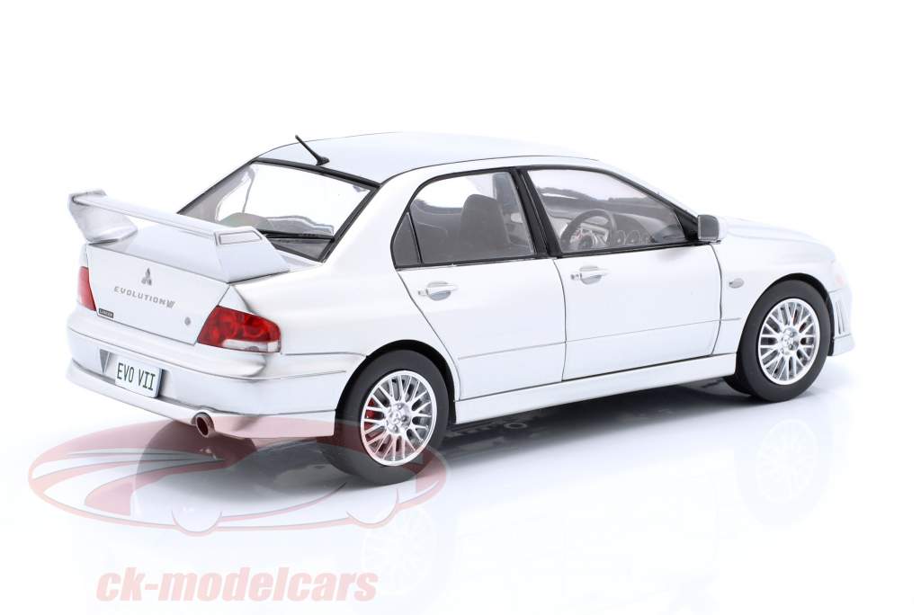 AUTOart Lancer Evolution 1:18 ホワイト 1/18 OTTO 1995 Mitsubishi Lancer EVO III (White) Car Model