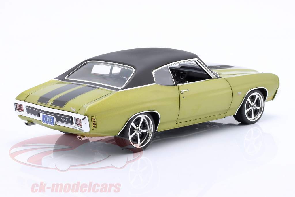 Chevrolet Chevelle SS Restomod con Techo de vinilo 1970 verde / negro 1:18 GMP