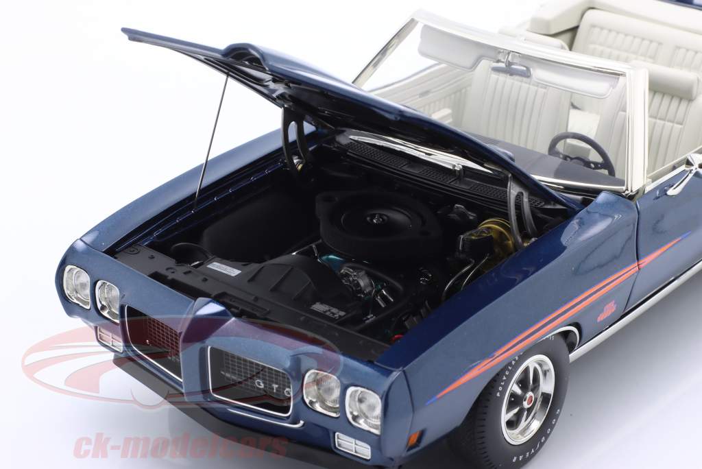 GMP 1:18 Pontiac GTO Judge Convertible year 1970 blue