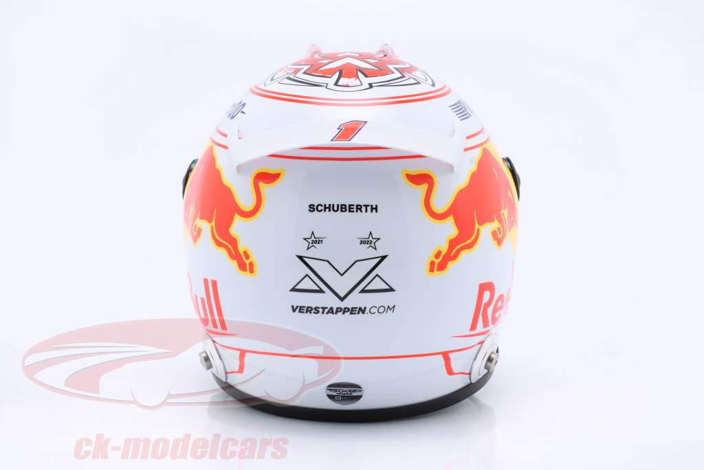 Max Verstappen Red Bull Racing #1 Sieger Japan GP Formel 1 Weltmeister 2023 Helm 1:2 Schuberth