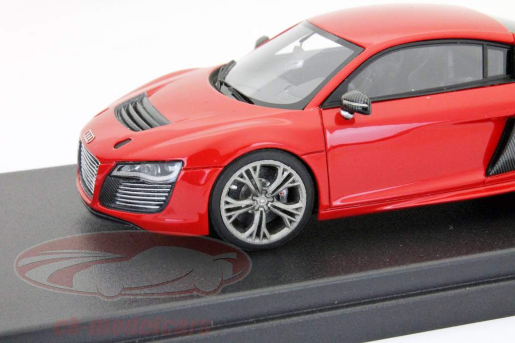 Audi R8 e-tron Misano red 1:43 LookSmart