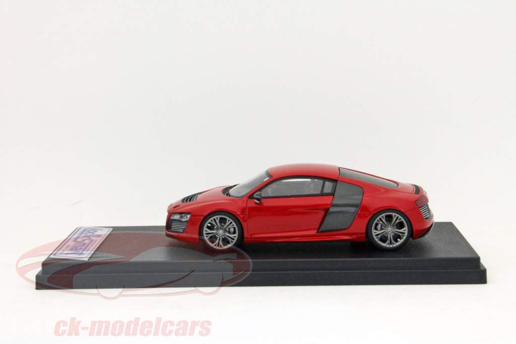 Audi R8 e-tron Misano red 1:43 LookSmart
