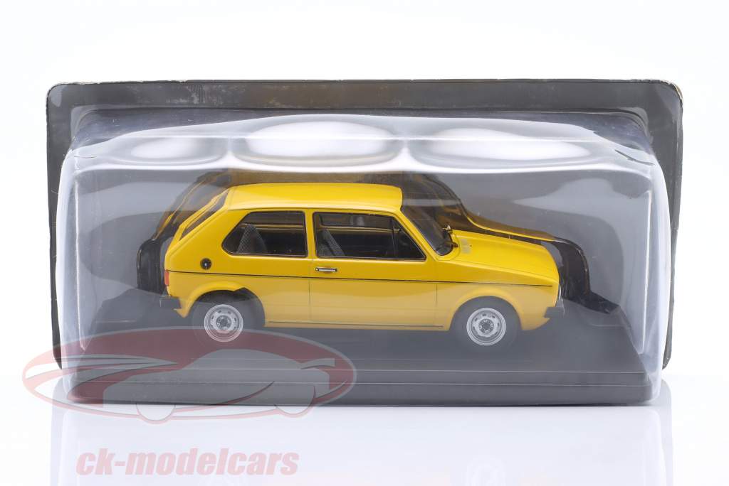 Volkswagen VW Golf I Caribe yellow 1:24 Hachette