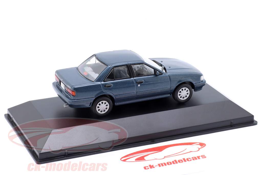 Nissan Sentra Baujahr 1991 dunkelblau 1:43 Altaya