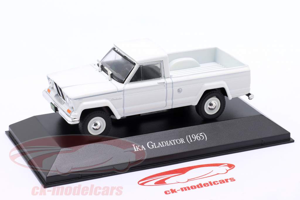 IKA Gladiator Bouwjaar 1965 wit 1:43 Altaya