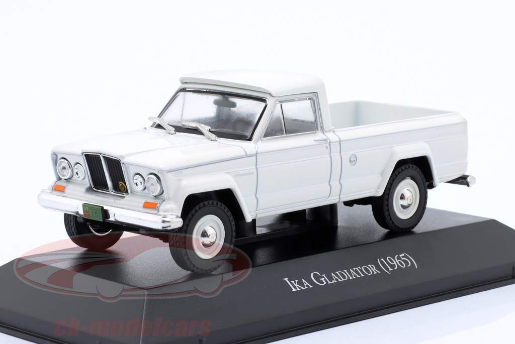 IKA Gladiator Año de construcción 1965 blanco 1:43 Altaya
