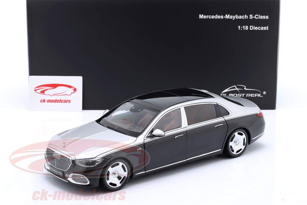Mercedes-Benz Maybach S-Klasse (Z223) 2021 silber / schwarz 1:18 Almost Real