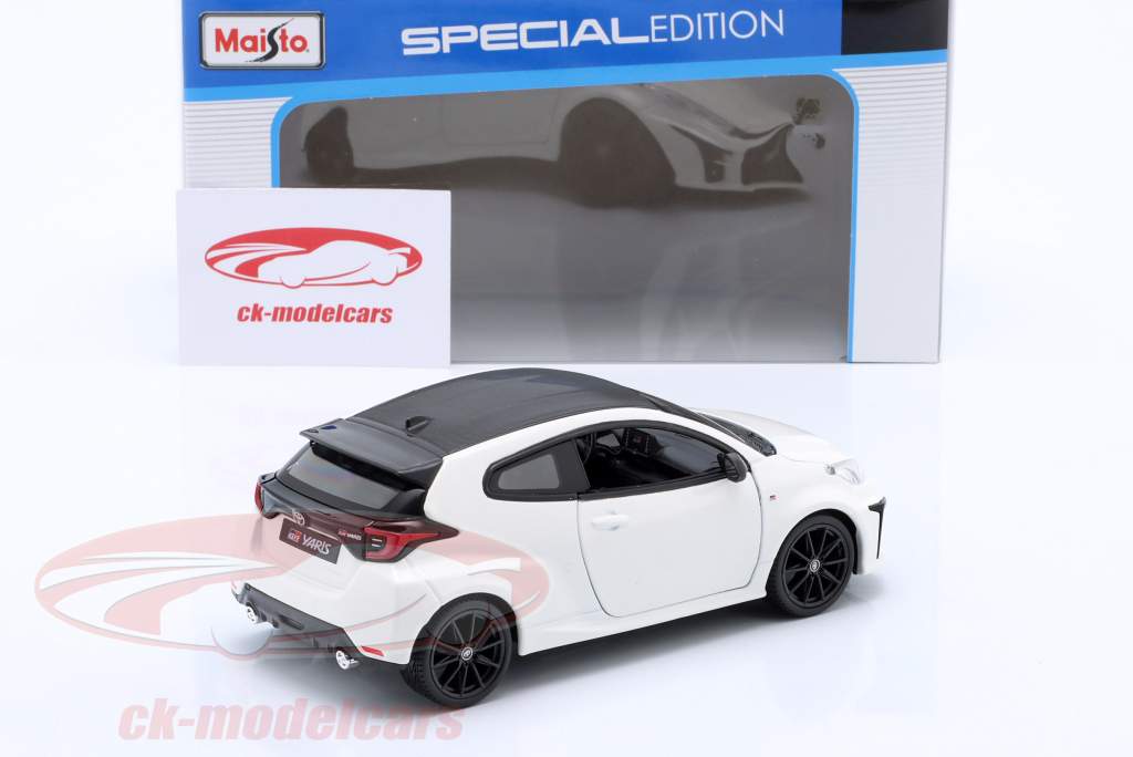 Toyota GR Yaris Baujahr 2021 weiß 1:24 Maisto
