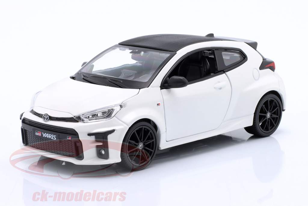 Toyota GR Yaris Baujahr 2021 weiß 1:24 Maisto