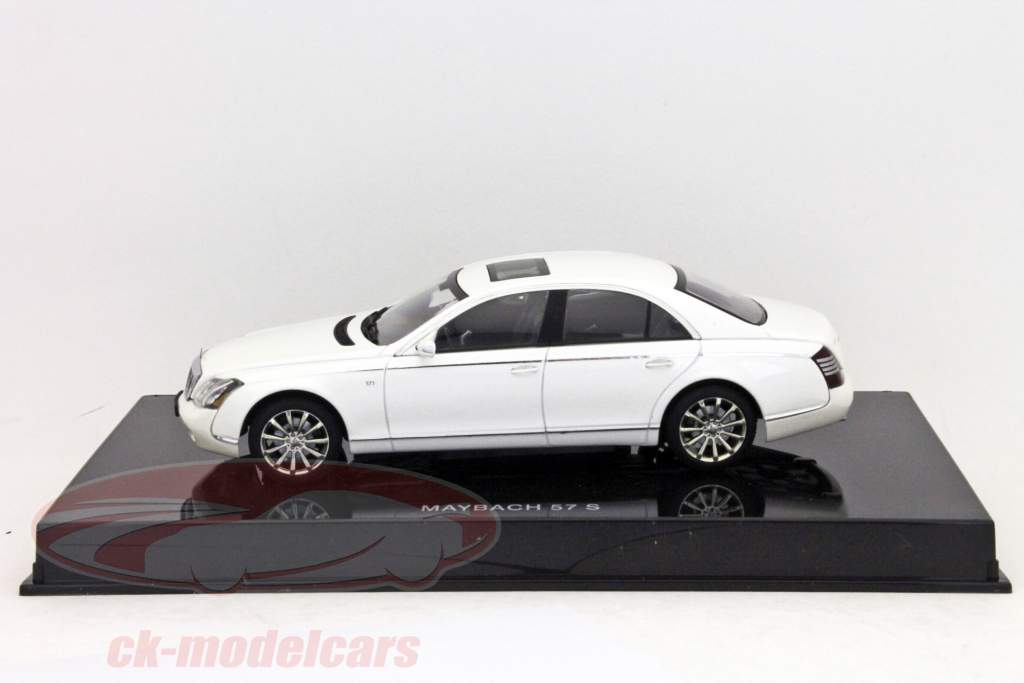 マイバッハautoart 57s 2005 autoart 56157 143 Maybach Autoart 57s 2005 Autoart 56157 143 | eBay
