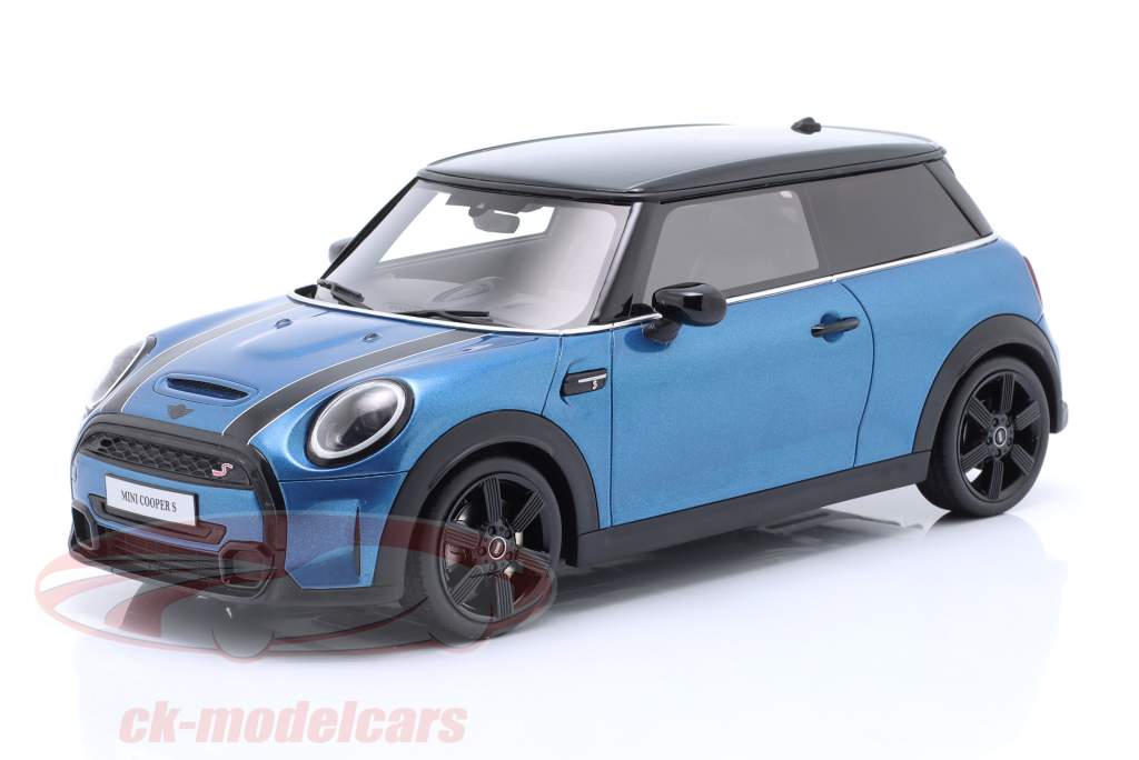 Mini Cooper S Año de construcción 2021 azul 1:18 OttOmobile
