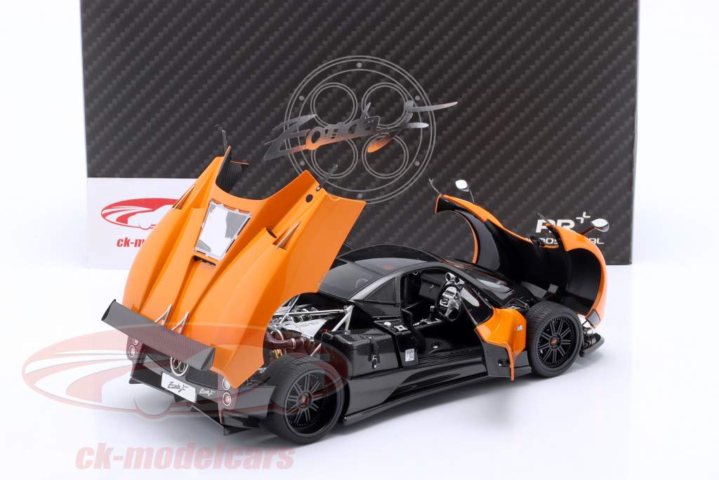 Pagani Zonda F Année de construction 2005 St. Tropez orange 1:18 Almost Real