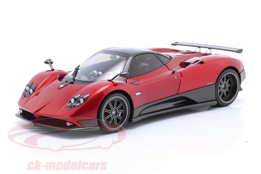 Pagani Zonda F Année de construction 2005 rouge monza 1:18 Almost Real