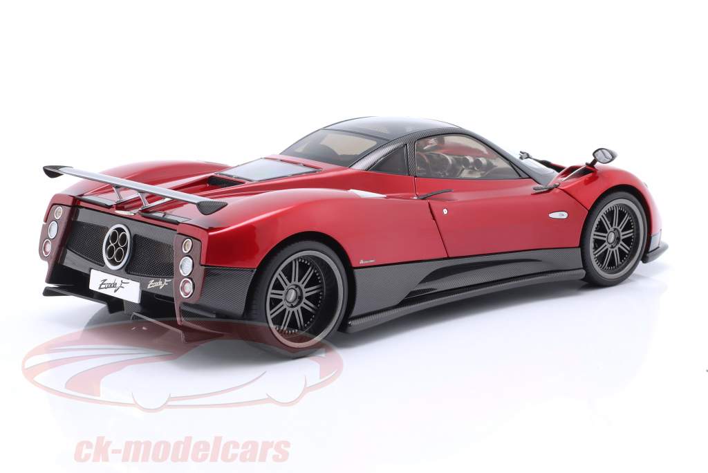 Pagani Zonda F Année de construction 2005 rouge monza 1:18 Almost Real
