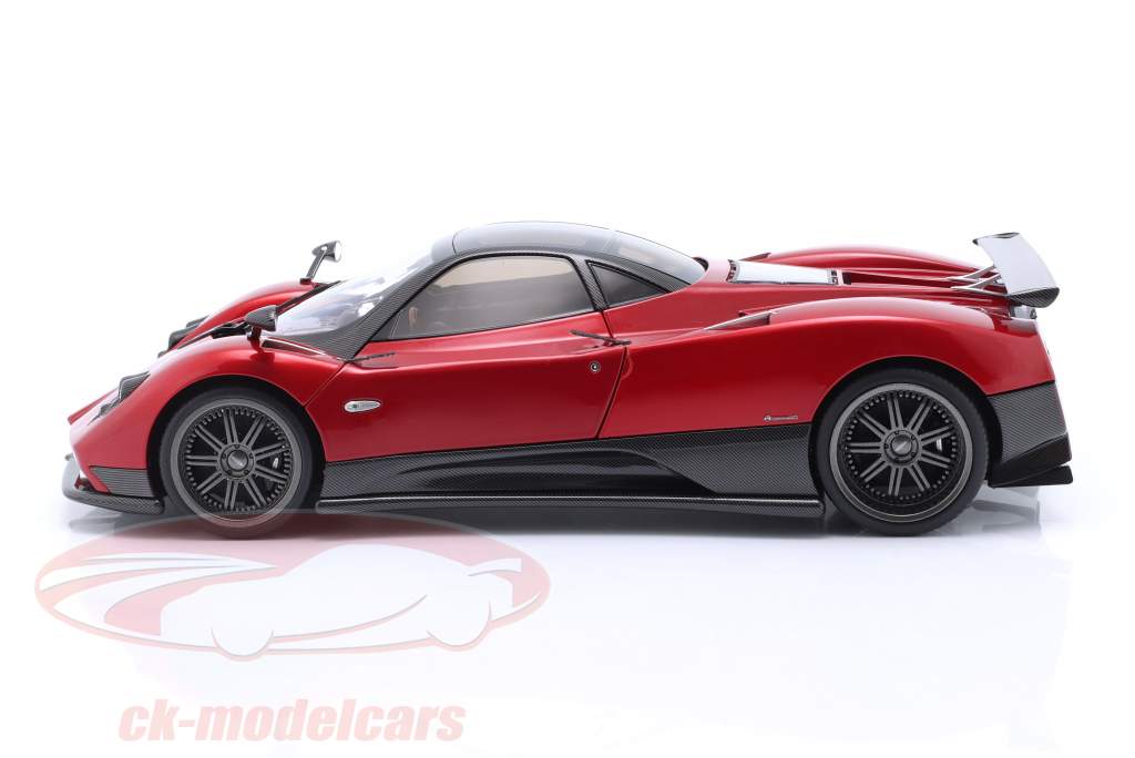 Pagani Zonda F Année de construction 2005 rouge monza 1:18 Almost Real