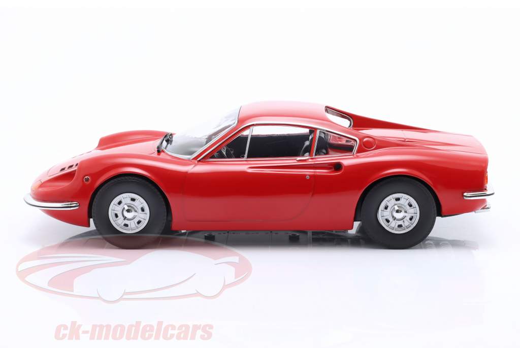 Ferrari Dino 246 GT Byggeår 1969 rød 1:18 ModelCar Group
