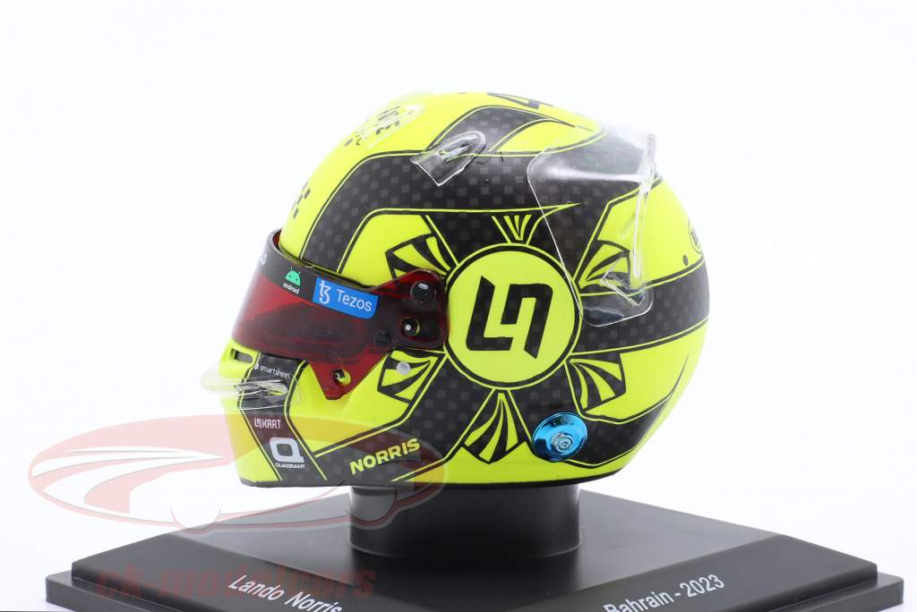 Lando Norris McLaren F1 Team #4 Bahrain GP Formula 1 2023 helmet 1:5 Spark