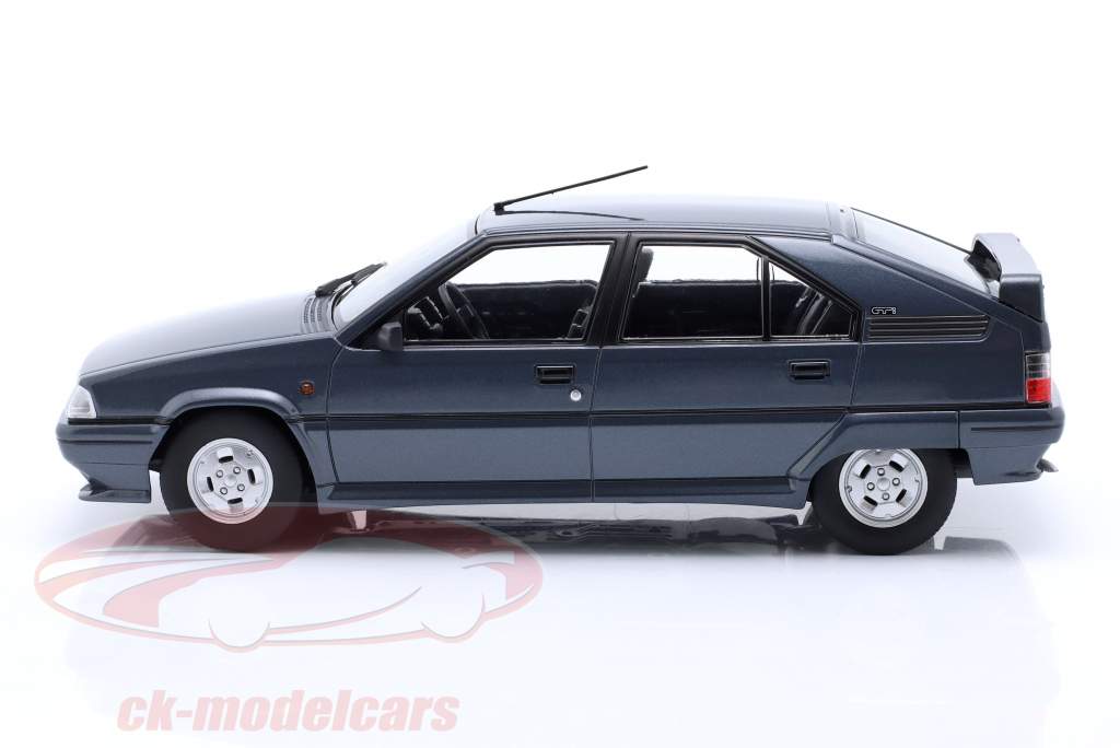 Citroen BX GTI 建设年份 1990 深灰色 金属的 1:18 Triple9