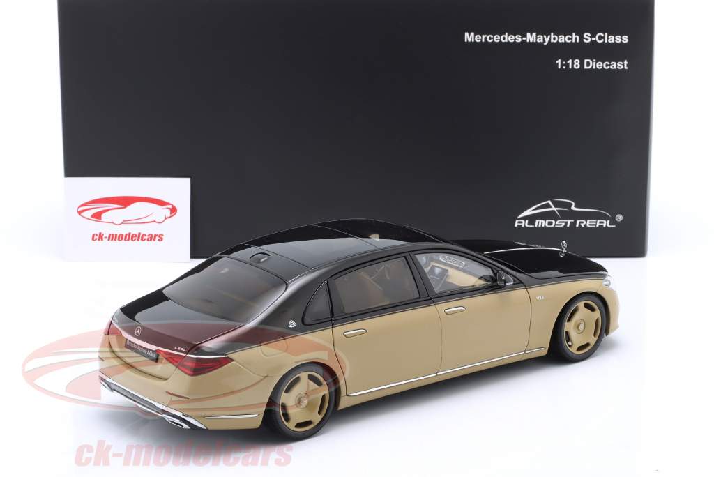 Mercedes-Benz Maybach S-Klasse (Z223) 2021 noir / sable 1:18 Almost Real
