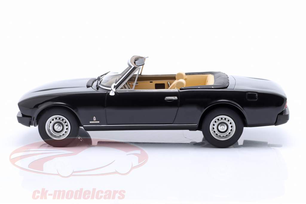 Peugeot 504 Cabriolet Byggeår 1983 sort 1:18 Cult Scale