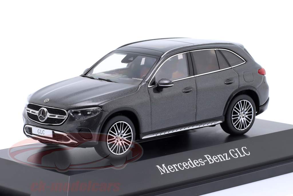 Mercedes-Benz GLC (X254) gris graphite 1:43 iScale