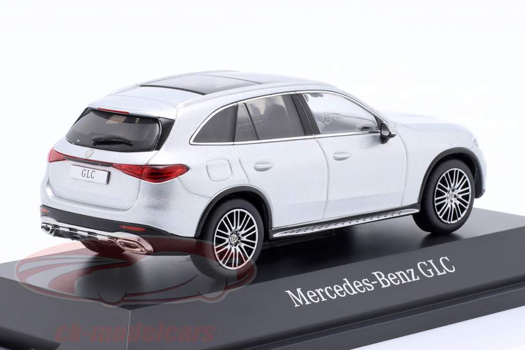 Mercedes-Benz GLC (X254) hightech silber 1:43 iScale